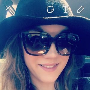 Meet your Posher, Madison