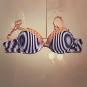 Aerie push up