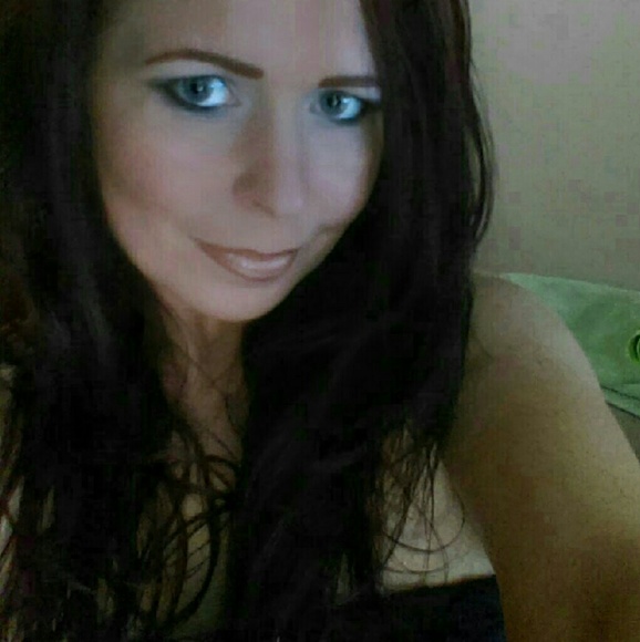 Thank you for stopping by. I have so much to list! - Picture 2 of 2