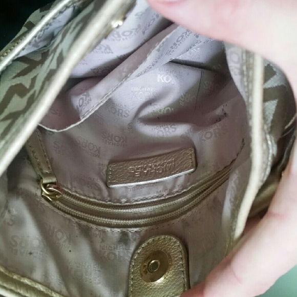 Tan MK satchel ? **cross posted** - Picture 4 of 4