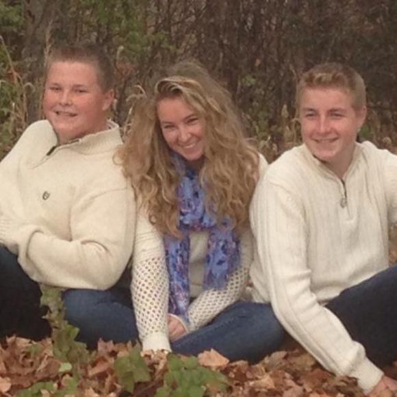 Meet your Posher, Lynette - Picture 1 of 1