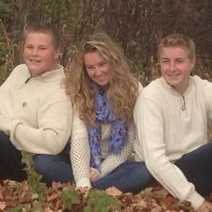 Meet your Posher, Lynette