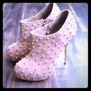 Spiked nude booties!