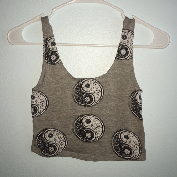LA Hearts Ying-Yang Crop Top