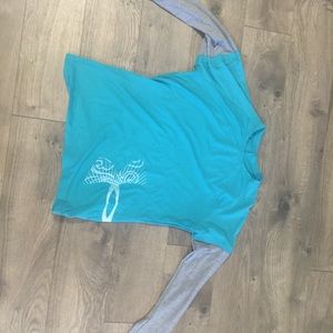 Under armor long sleeve shirt