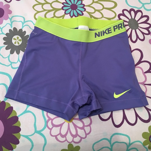 Nike spandex.. Size medium - Picture 1 of 3
