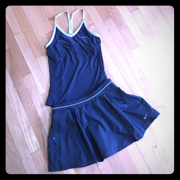 🎾NIKE Tennis Skirt/Tank Set Size Small🎾