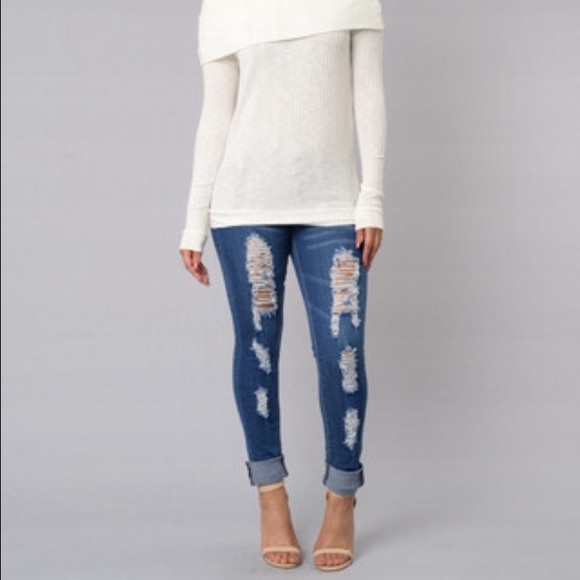 Fashion novia distresed jeans