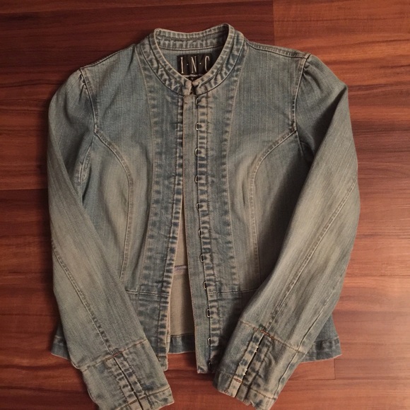 INC women's blue jean jacket size petite small