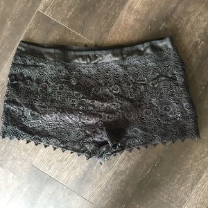 Lace shorts