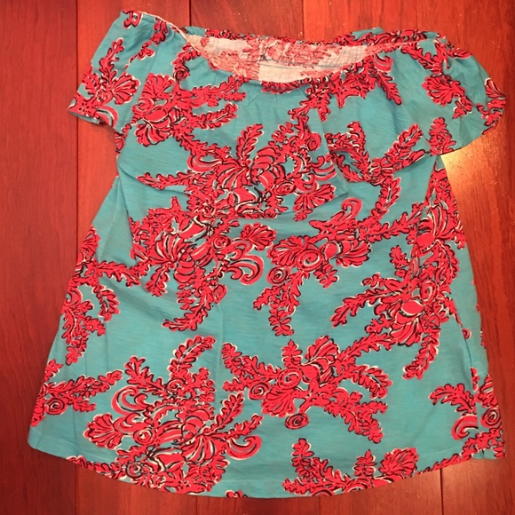 Lilly Pulitzer blouse .. Size large - Picture 1 of 3