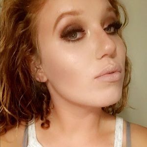 Meet your Posher, Serena