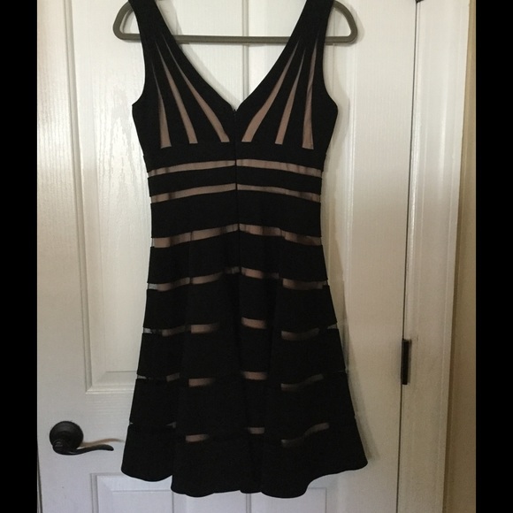 JS Collections Dress - Picture 3 of 3