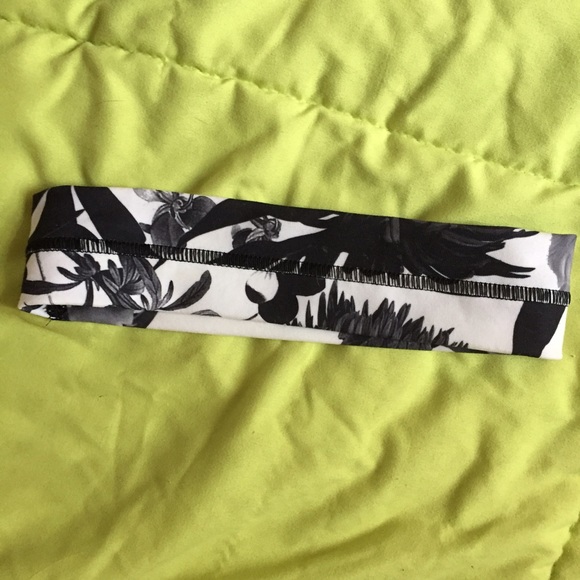 Lulu lemon Head Band