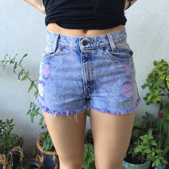Vintage Levi shorts from Urban Outfitters