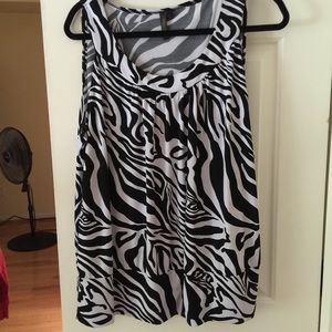 Animal stripe tank in black and white.