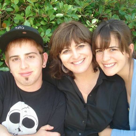 Meet your Posher, Connie