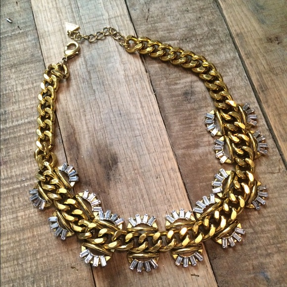 Statement necklace