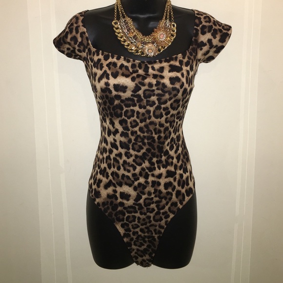UK2LA LEOPARD PRINT OFF SHOULDER BODYSUIT NEW LGE