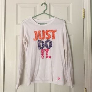 Nike long sleeve tee.