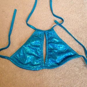 Little black diamond keyhole hater