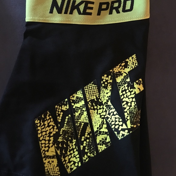 Nike Pro spanx