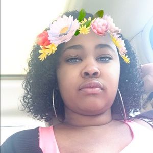 Meet your Posher, Shania