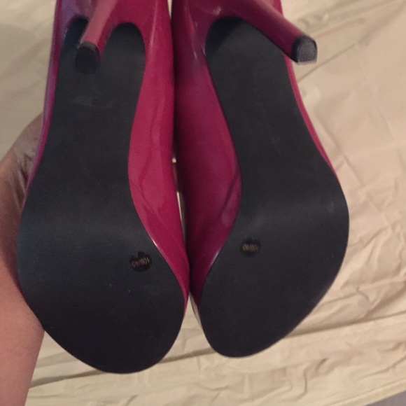Cute peep toe heel - Picture 2 of 4