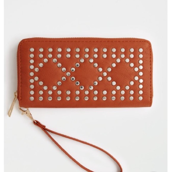 Rue21 Handbags - ✨FLASH SALE✨NWT Studded Cognac Wallet/Wristlet