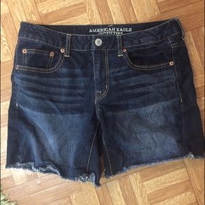 American Eagle Denim Shorts (size 6)
