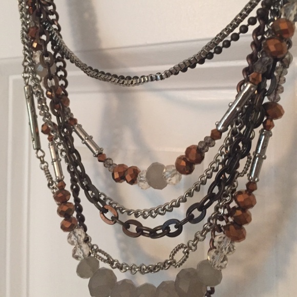 Short-Medium Layered Necklace