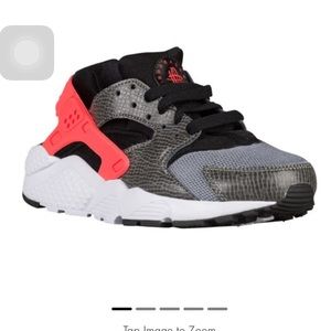 Meet your Posher, Iyre