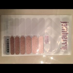 Jamberry rose gold wraps: brand new