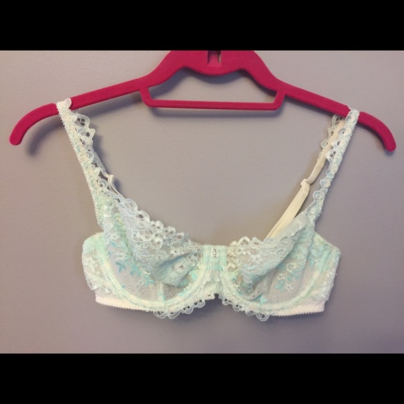 Lovely blue lace Victoria's Secret Demi bra