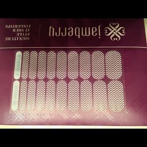 Jamberry wraps: white chevron