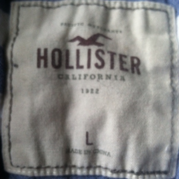 Striped Hollister Button Down - Picture 4 of 4