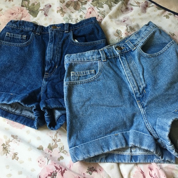 AA DENIM HIGH WAIST SHORTS
