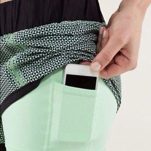 Lululemon - In a Flash Short - Black