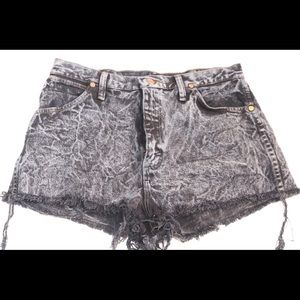 Wrangler Acid wash cut-off Shorts