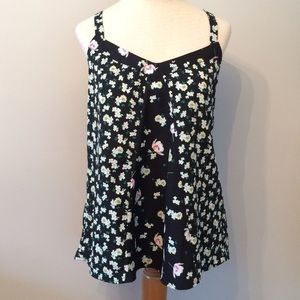 Black flowered tank top, Small