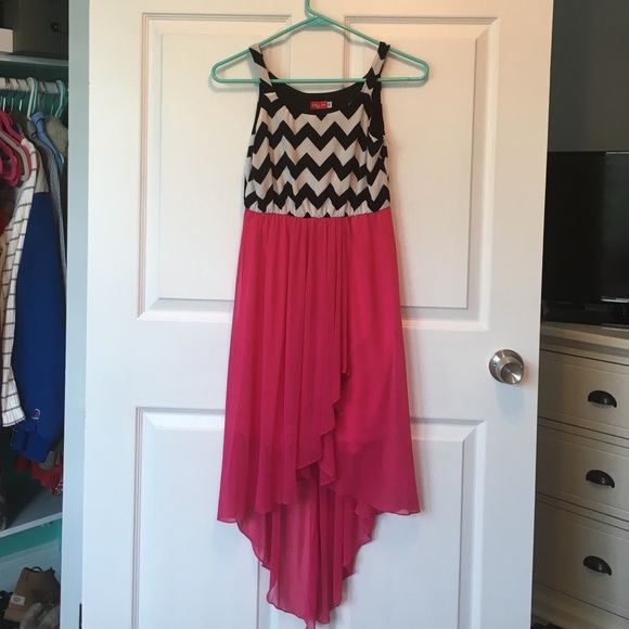 CHILDRENS- Chevron high low pink dress - Picture 1 of 1