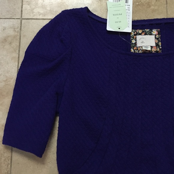 Top - Picture 4 of 4