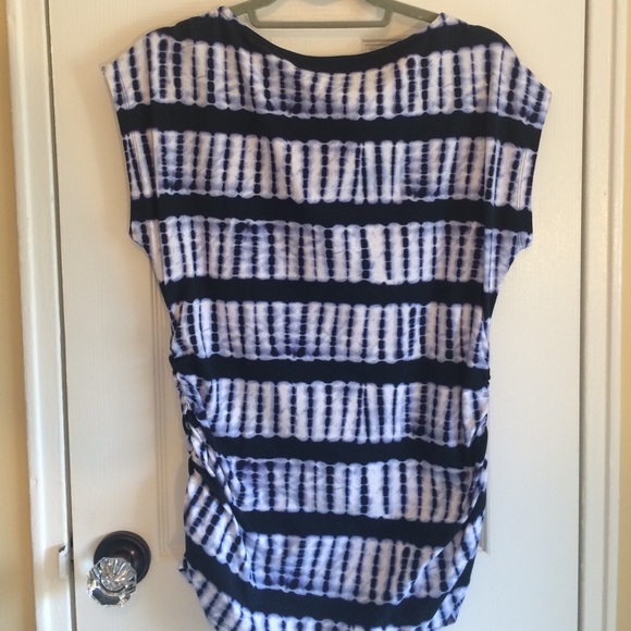 💥FLASH SALE💥 MK zipper top! - Picture 3 of 4