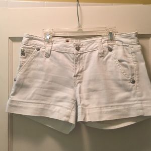 MissMe Shorts