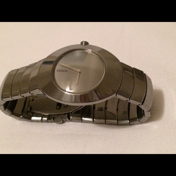 Gentleman's Rado Ovation Swiss wrist watch. - Picture 2 of 4