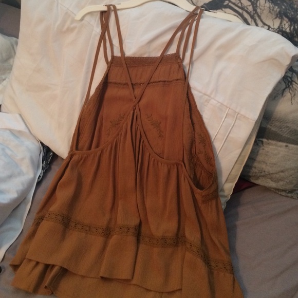 top - Picture 2 of 2