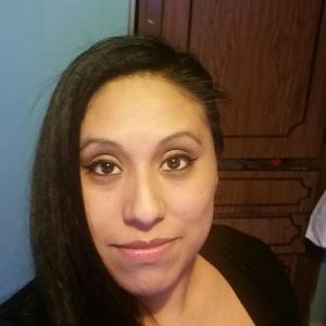 Meet your Posher, Rosenda