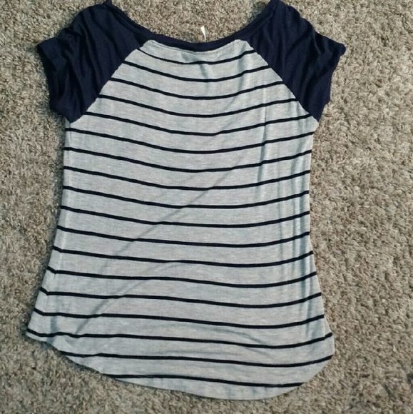 NWOT Splash Striped Pocket Tee - Picture 3 of 4