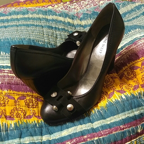 Timeless Classics - Picture 2 of 4