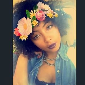 Meet your Posher, Kierra